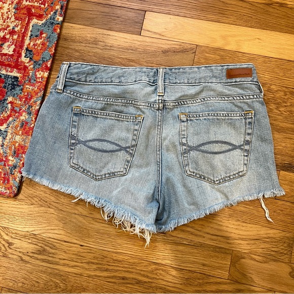 A&F button fly jean shorts - Picture 2 of 3